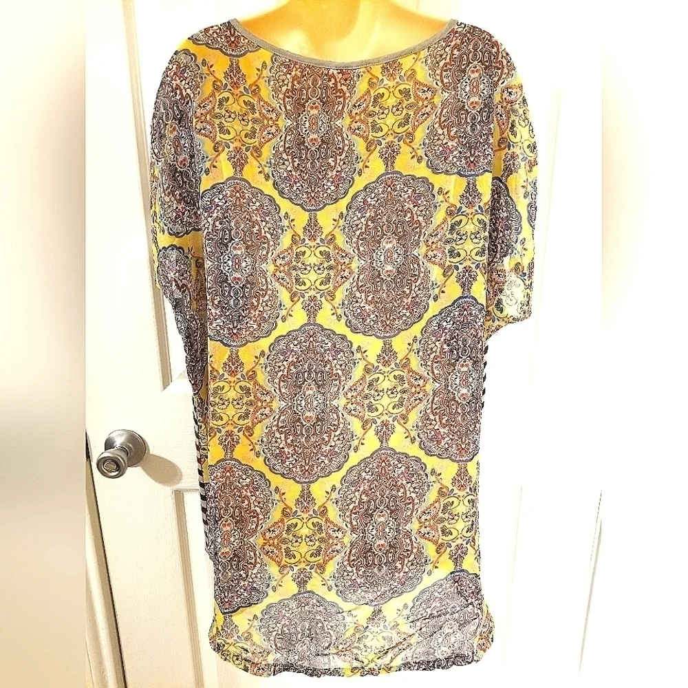 Anama Top - Picture 2 of 3